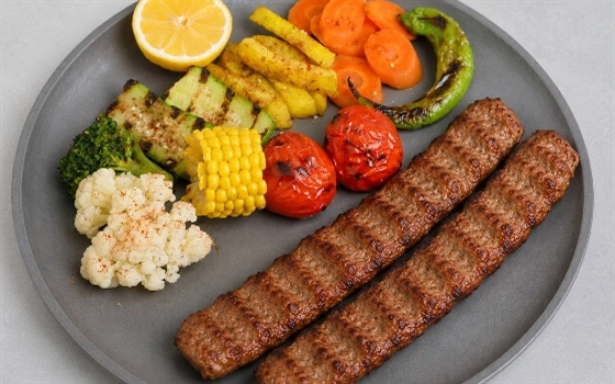 خوراک کباب کوبیده مخصوص ( 2 سیخ )