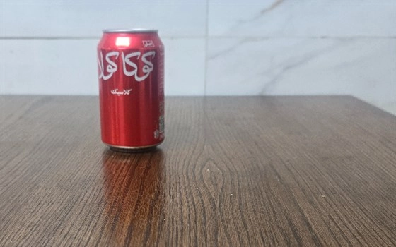 نوشابه قوطی کوکا