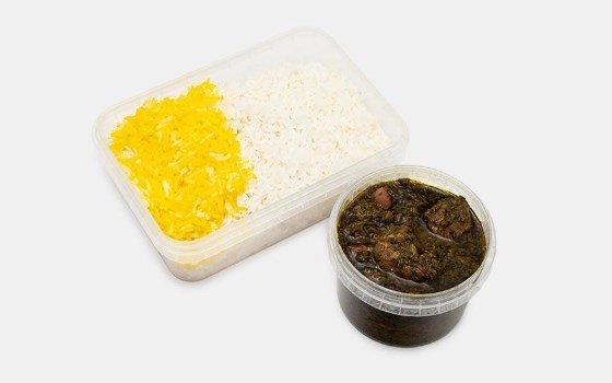 چلوخورشت قورمه سبزی (ظرف ماکروفری)