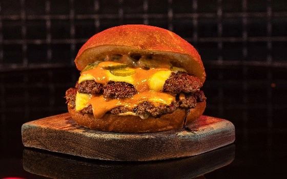 California) Classic Burger)