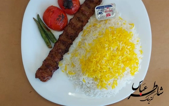 چلو کباب کوبیده تک سیخ گوسفندی