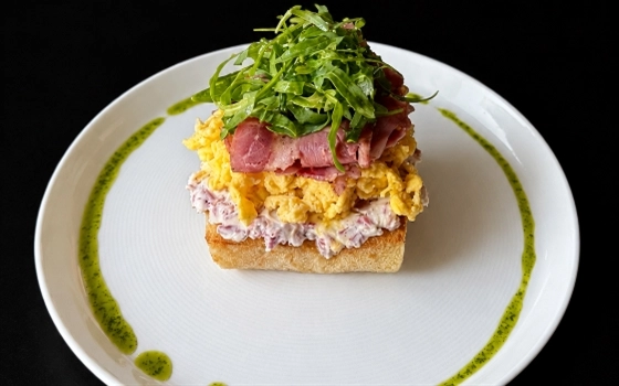 بیکن اسکرامبل bacon scramble