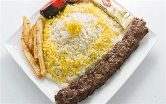چلوکباب کوبیده تک سیخ