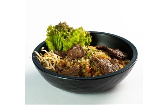 برنج سرخ شده با گوشت