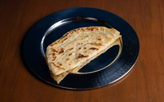 نان پاراتا روغنی Paratha
