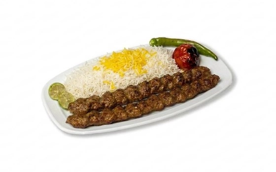 چلو کباب لقمه دو سیخ
