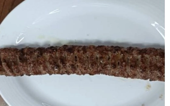 یک سیخ لقمه بدون دورچین
