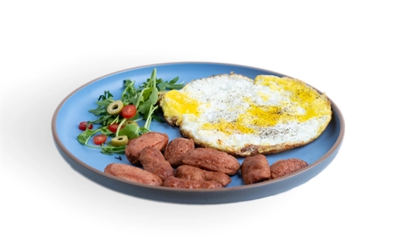 نیمرو و سوسیس
