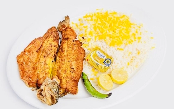 چلو ماهی قزل آلا کبابی