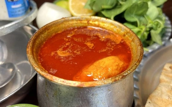 دیزی با ظرف روحی