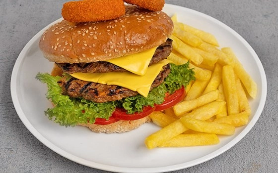 چیزی دبل برگر