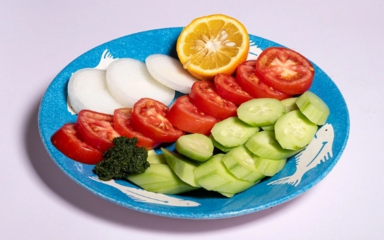 خیارپیازوگوجه