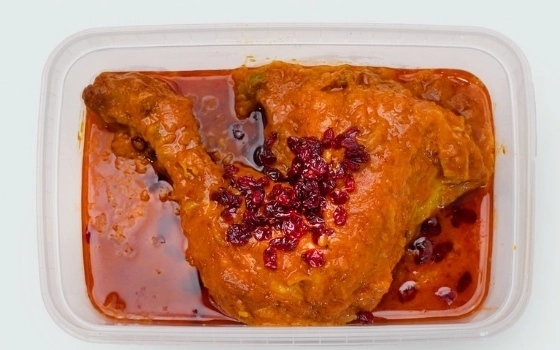 خوراک مرغ VIP