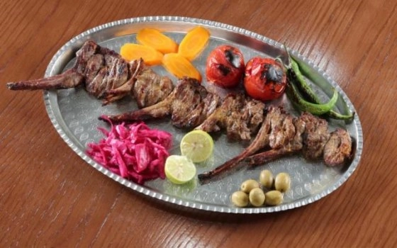 خوراک کباب شیشلیک شاندیز مشهد