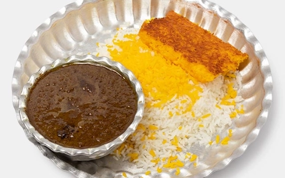 چلو خورشت فسنجان با مرغ