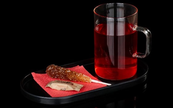 دم نوش عشاق به همراه نبات