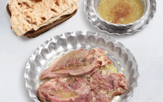 پرس زبان بناگوش