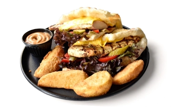 ساندویچ چیکن میلانز