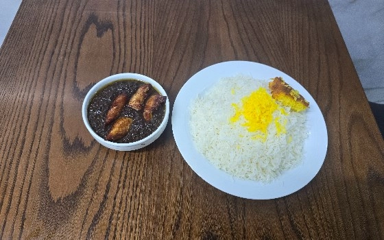 چلو خورش فسنجان
