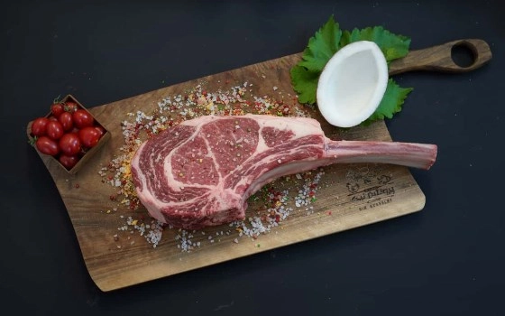 استیک تاماهاک گوساله