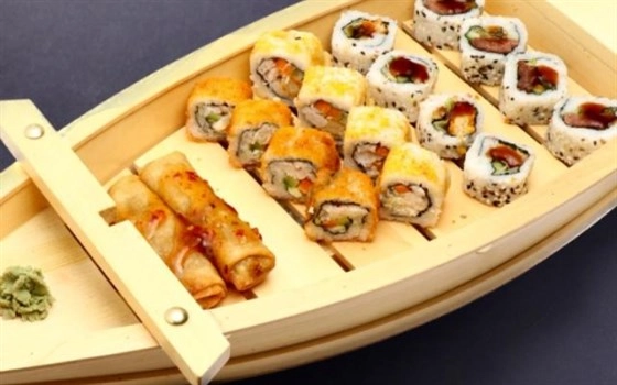 سوشی باکس پنج
