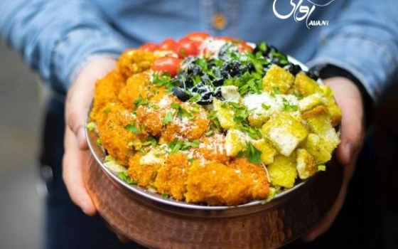 سزار با مرغ سوخاری متوسط