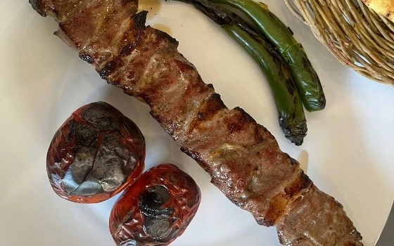 خوراک کباب چنجه گوسفندی