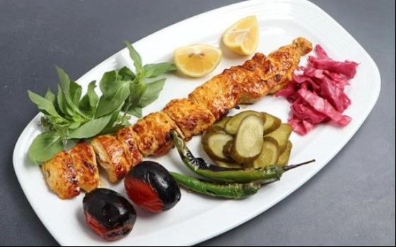 خوراک جوجه کباب سینه معمولی