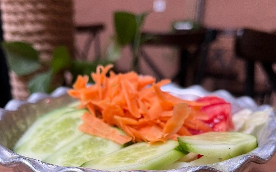 سالاد فصل بامیکا