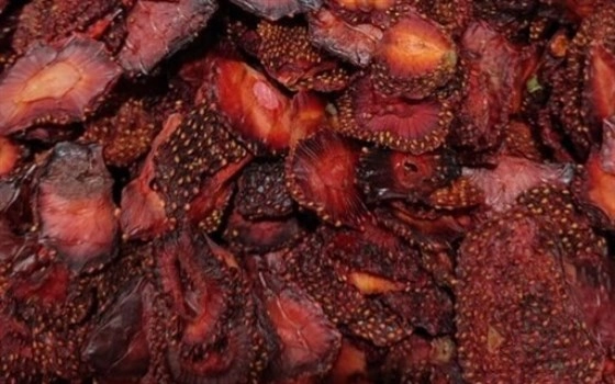توت فرنگی100 گرم