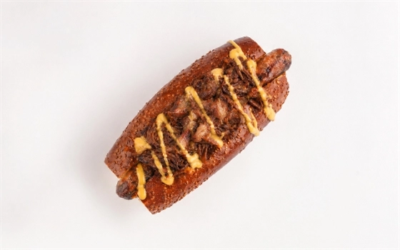 Hotdog + Smoky Gilak