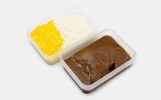 چلو خورشت فسنجان (با ظرف ماکروفری)