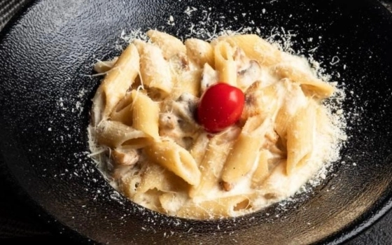 پاستا چیکن آلفردو