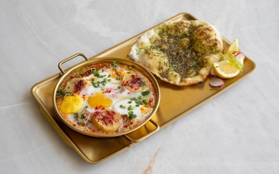 Paratha Omelette