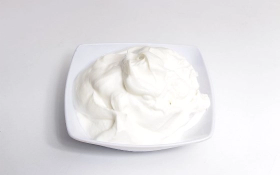 ماست چکیده محلی