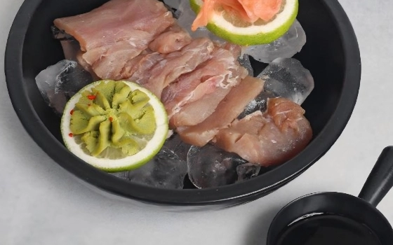 ساشیمی تنا