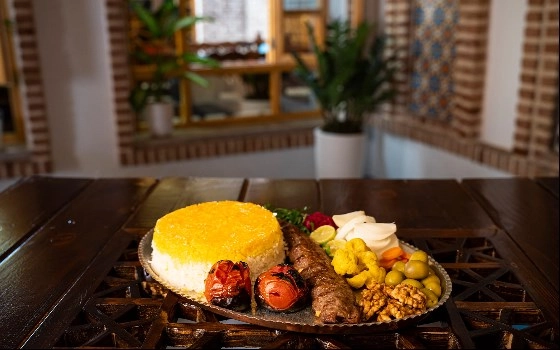 چلو کباب کوبیده
