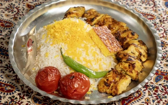 چلو جوجه کباب بی استخوان