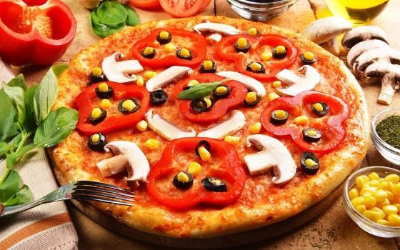 پیتزا گوشت و قارچ2نفره
