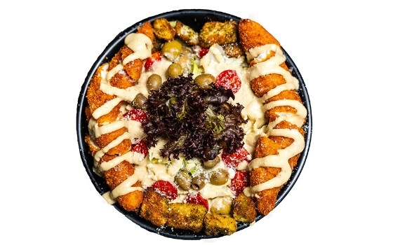 سالاد سزار مرغ سوخاری