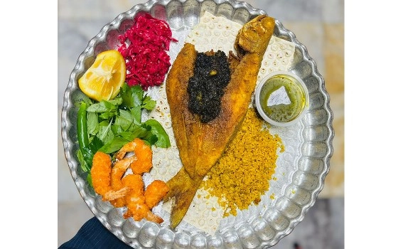 خوراک میکس دریایی با راشگو