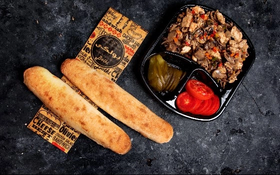 مرغ و قارچ  پرسی