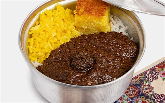 پلو خورش فسنجان