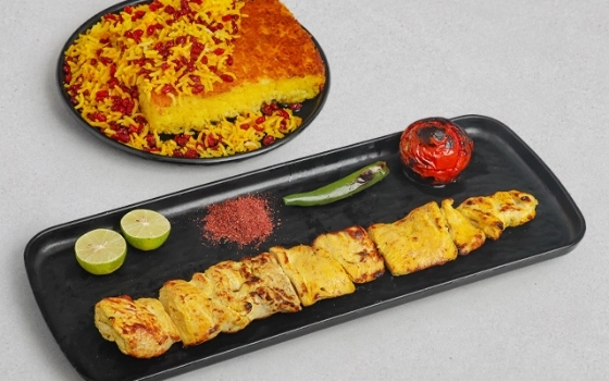 ته چین جوجه سینه