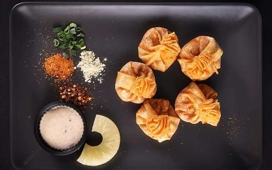 پیراشکی چینی با میگو