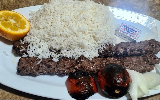 چلو کباب کوبیده