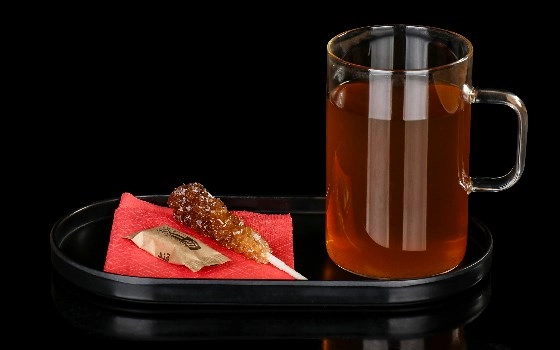 دم نوش سلامت همراه با نبات
