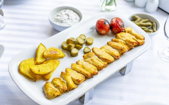 خوراک جوجه کباب سینه