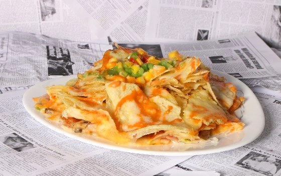 چیپس و پنیر ساده