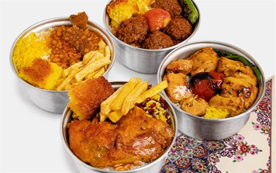 سفره پلوخورش 4 قابلمه